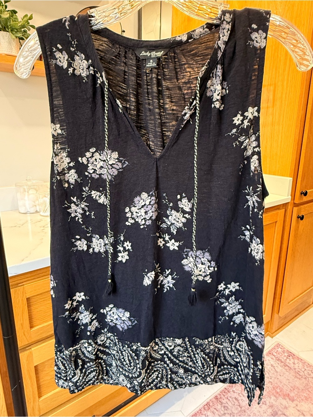 Lucky Brand Black Floral Sleeveless V-Neck Tie-Front Top